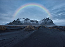 足球直播-巴克利怒批哈登球霸行为：乔丹詹姆斯从未滥用特权